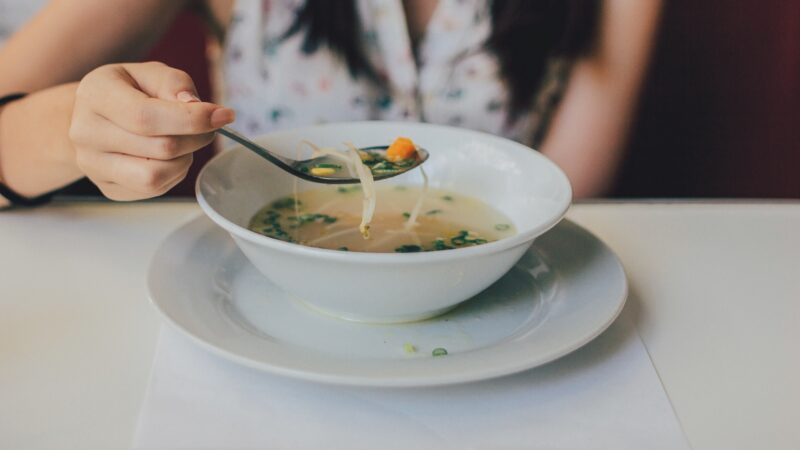 Ayudas con comida gratis en USA : Guía actualizada de recursos alimentarios”