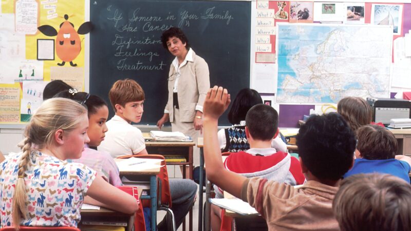 Asistente de maestra en USA: Requisitos, salario y oportunidades de trabajo